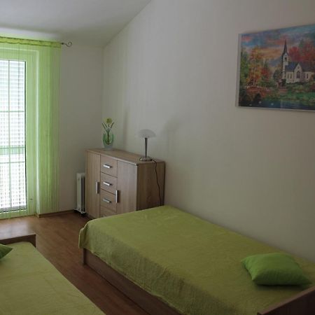 Apartment Mladen Biograd Na Moru Exterior foto