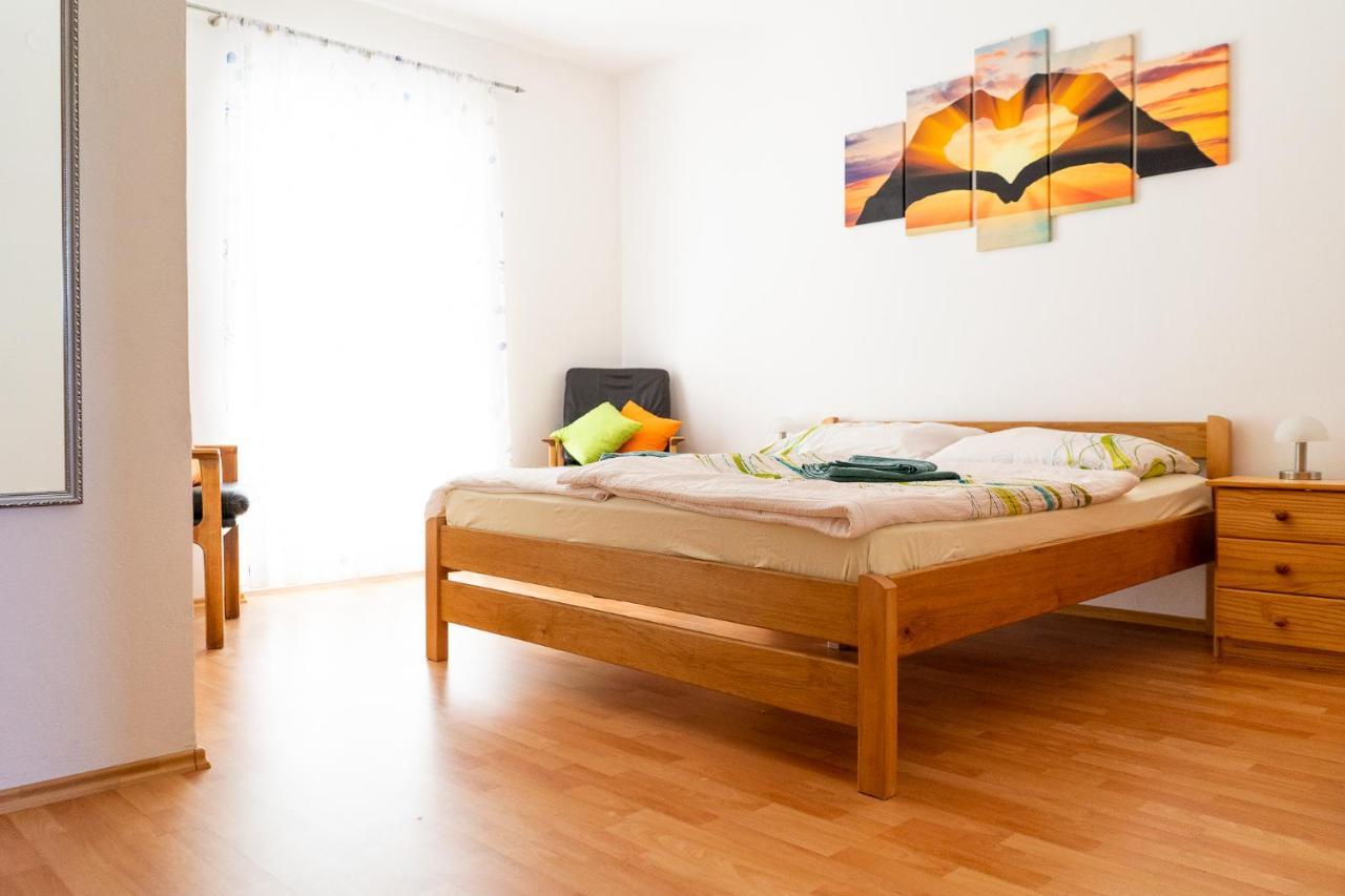 Apartment Mladen Biograd Na Moru Exterior foto