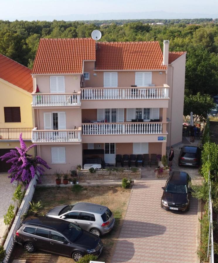 Apartment Mladen Biograd Na Moru Exterior foto